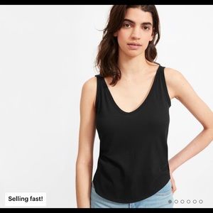 Brand new Everlane tank top